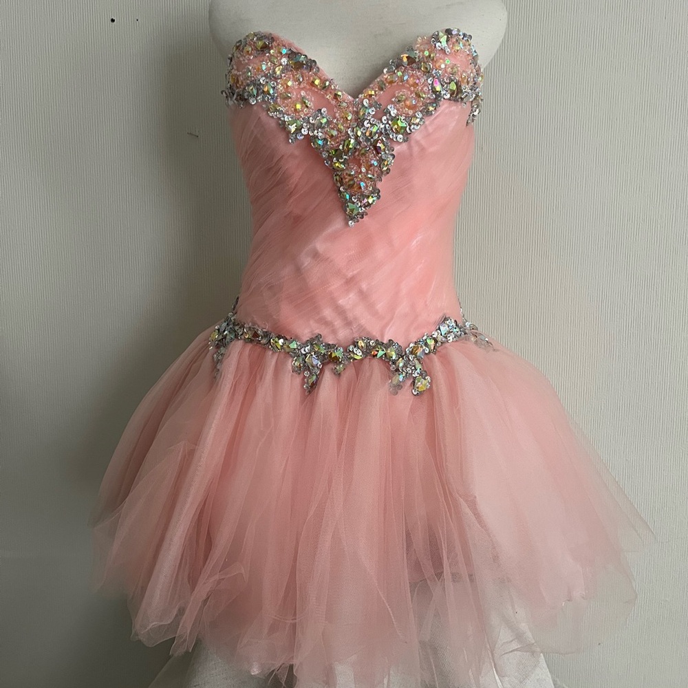 Bubble Gum Pink Mac Duggal Bubble Prom Dress, Bejeweled Sweetheart Neck Size 6